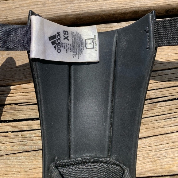 Adidas Youth Predator 20 Shin Guards - Picture 5 of 5